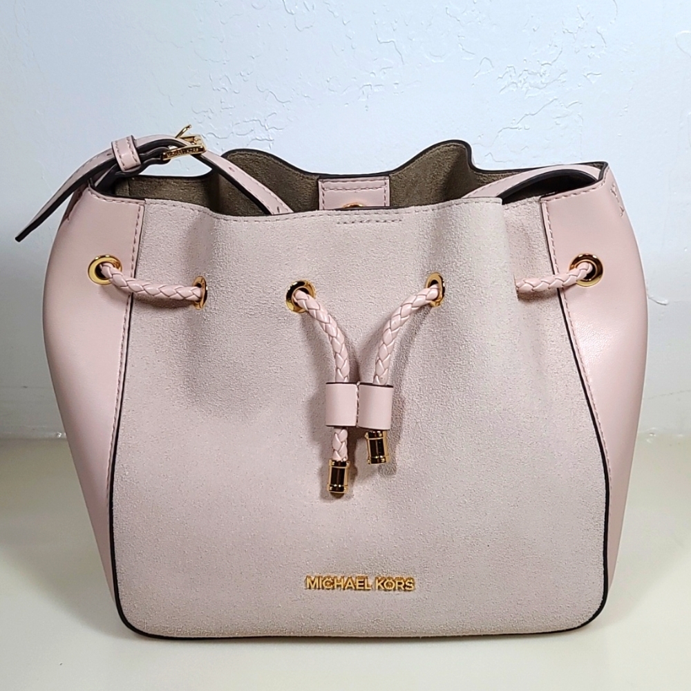 Michael Kors Phoebe Medium Bucket Bag – Powder Blush, NWT (MSRP: $498)